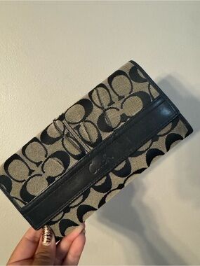 Coach Signature Canvas Continental Wallet in Black and Tan